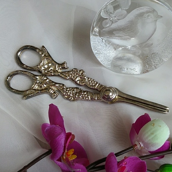 Vintage Other - Sterling Grape Shears